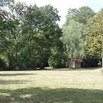 L' Esterlanges Famille 2 4 Personnes Proche Puydufou Saint-Vincent-Sterlanges