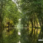 Nocleg ze śniadaniem L' Esterlanges Famille 2 4 Personnes Proche Puydufou 4*