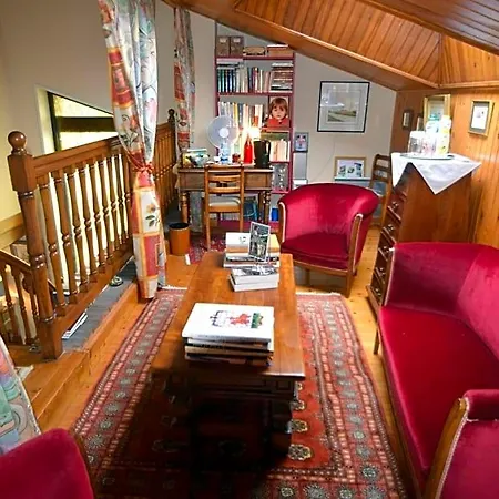 L' Esterlanges Famille 2 4 Personnes Proche Puydufou Bed & Breakfast 4*