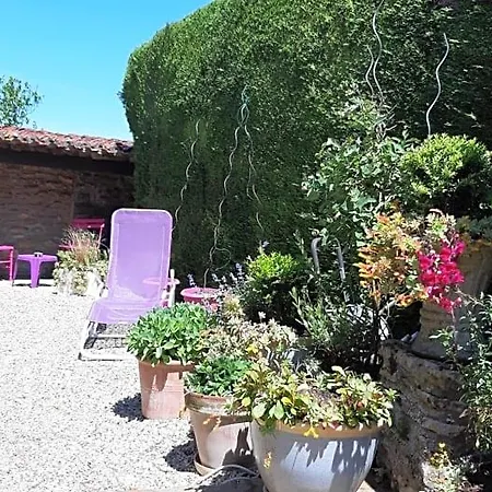 L' Esterlanges Famille 2 4 Personnes Proche Puydufou 4*