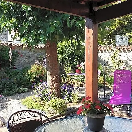Bed & Breakfast L' Esterlanges Famille 2 4 Personnes Proche Puydufou 4*