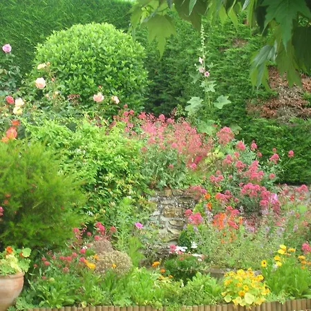 L' Esterlanges Famille 2 4 Personnes Proche Puydufou 4*