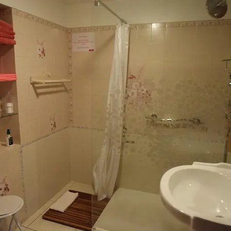 Bed & Breakfast L' Esterlanges Famille 2 4 Personnes Proche Puydufou 4*