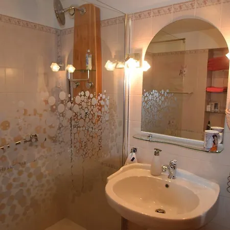 L' Esterlanges Famille 2 4 Personnes Proche Puydufou 4*