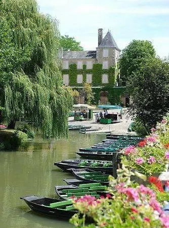 L' Esterlanges Famille 2 4 Personnes Proche Puydufou Bed & Breakfast 4*