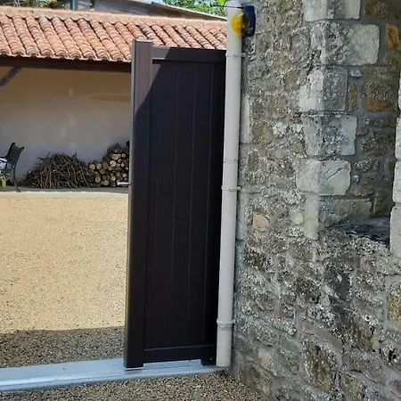 Nocleg ze śniadaniem L' Esterlanges Famille 2 4 Personnes Proche Puydufou