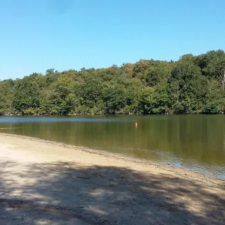 L' Esterlanges Famille 2 4 Personnes Proche Puydufou Saint-Vincent-Sterlanges