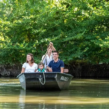 Bed & Breakfast L' Esterlanges Famille 2 4 Personnes Proche Puydufou 4*