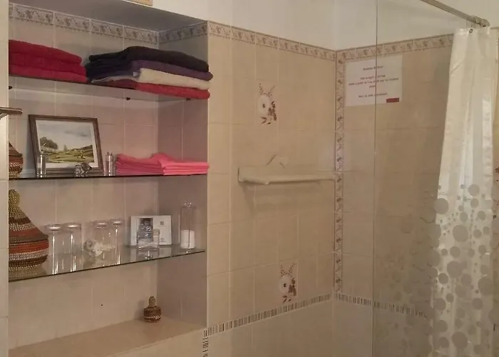 לינה וארוחת בוקר L' Esterlanges Famille 2 4 Personnes Proche Puydufou