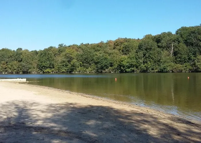 L' Esterlanges Famille 2 4 Personnes Proche Puydufou Saint-Vincent-Sterlanges